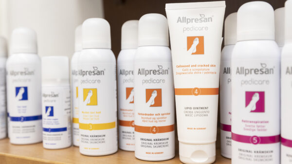 Allpresan® 4 – Yövoide halkeilevalle iholle - Image 2