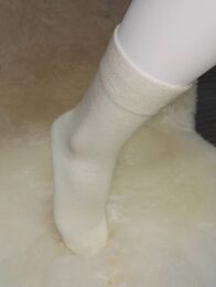 Merinovillaiset ohuet ja kiristämättömät sukat